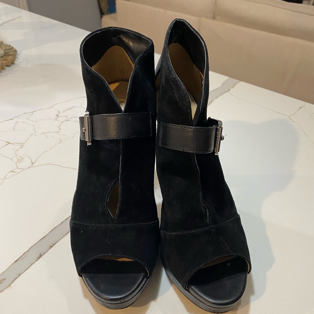 Michael Kors Heels - Picture 4 of 6